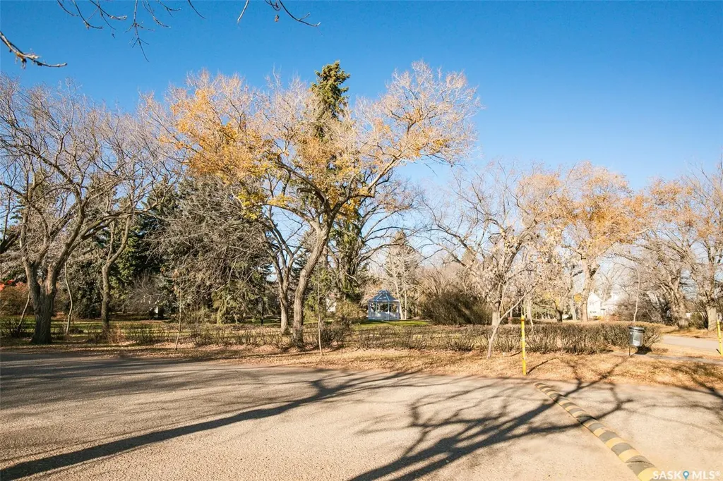 204 Chipman Street Luseland SK S0L 2A0