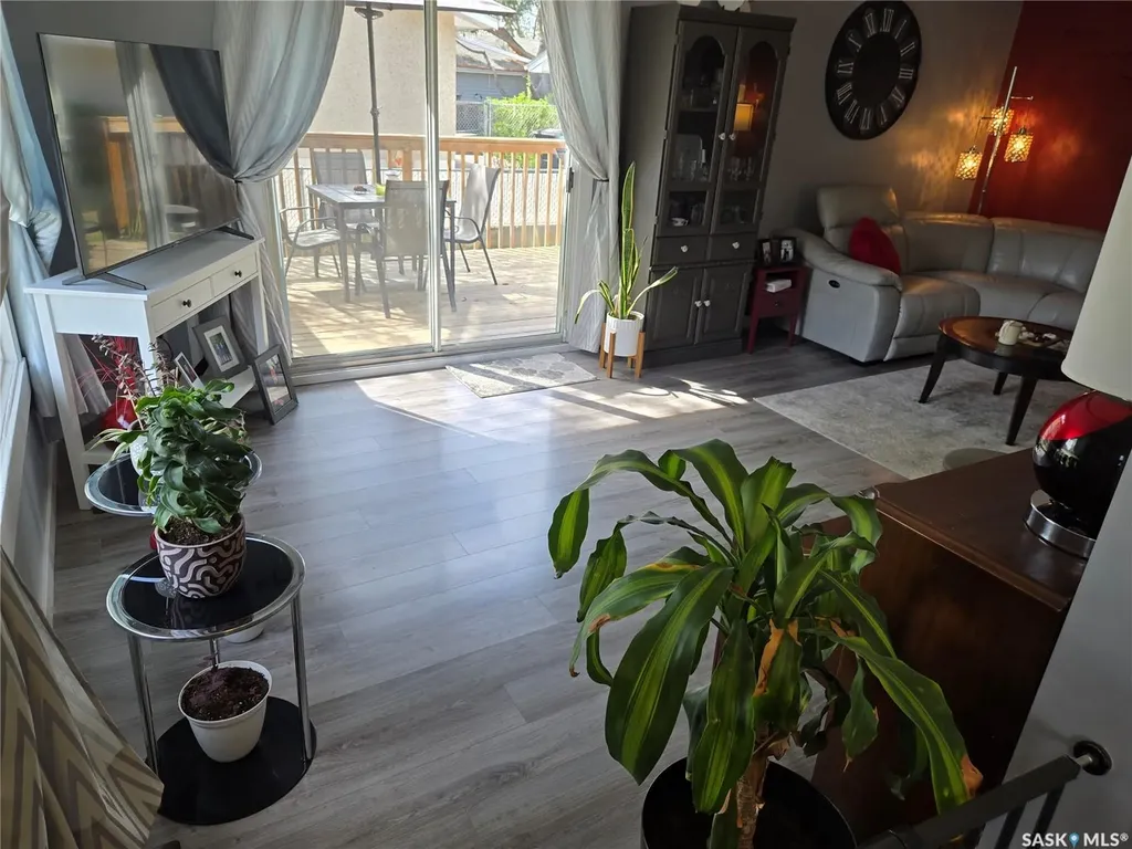 996 Bradshaw Place Prince Albert SK S6V 2P4