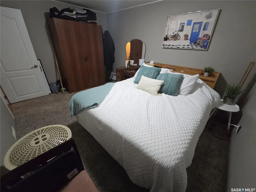 996 Bradshaw Place Prince Albert SK S6V 2P4