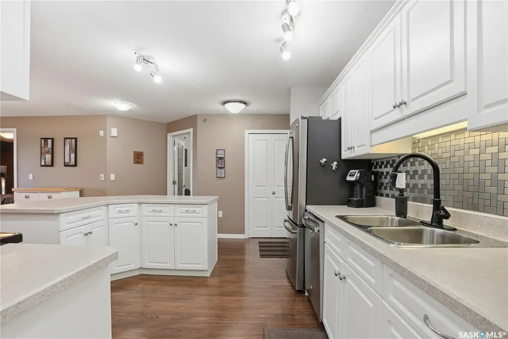 2221 Adelaide Street Saskatoon SK S7J 5L9