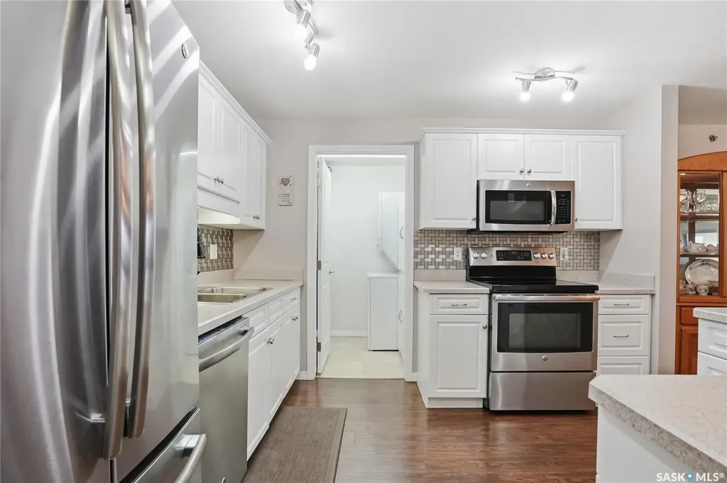 2221 Adelaide Street Saskatoon SK S7J 5L9