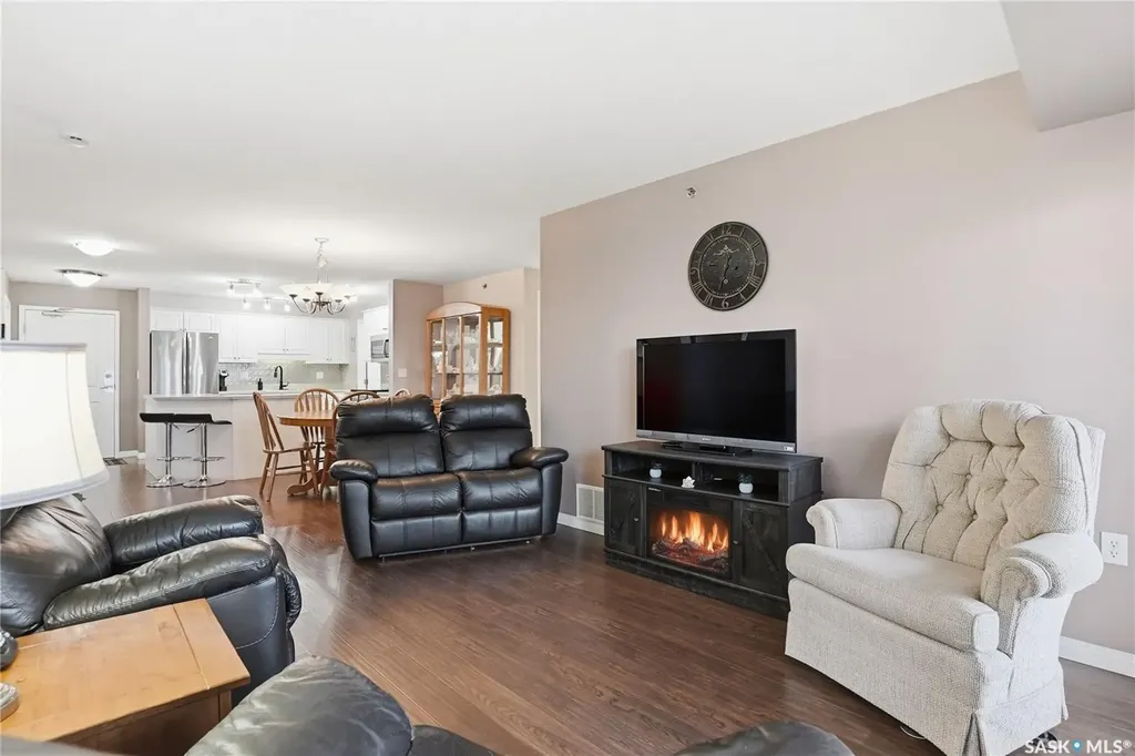 2221 Adelaide Street Saskatoon SK S7J 5L9
