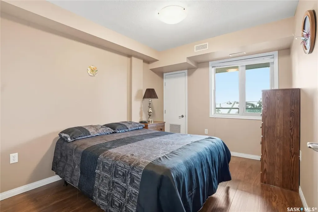 2221 Adelaide Street Saskatoon SK S7J 5L9