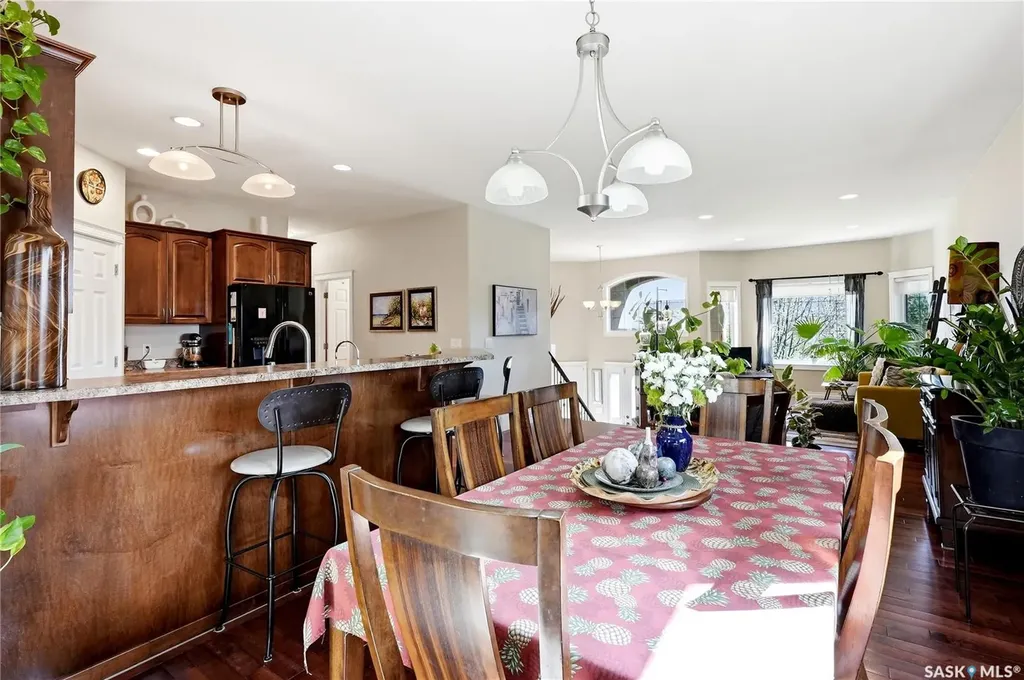 263 Beechmont Crescent Saskatoon SK S7V 1C8