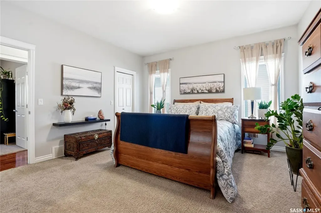 263 Beechmont Crescent Saskatoon SK S7V 1C8