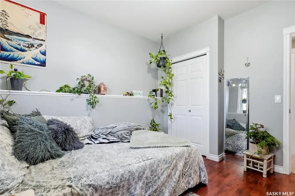 263 Beechmont Crescent Saskatoon SK S7V 1C8