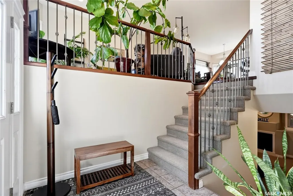 263 Beechmont Crescent Saskatoon SK S7V 1C8