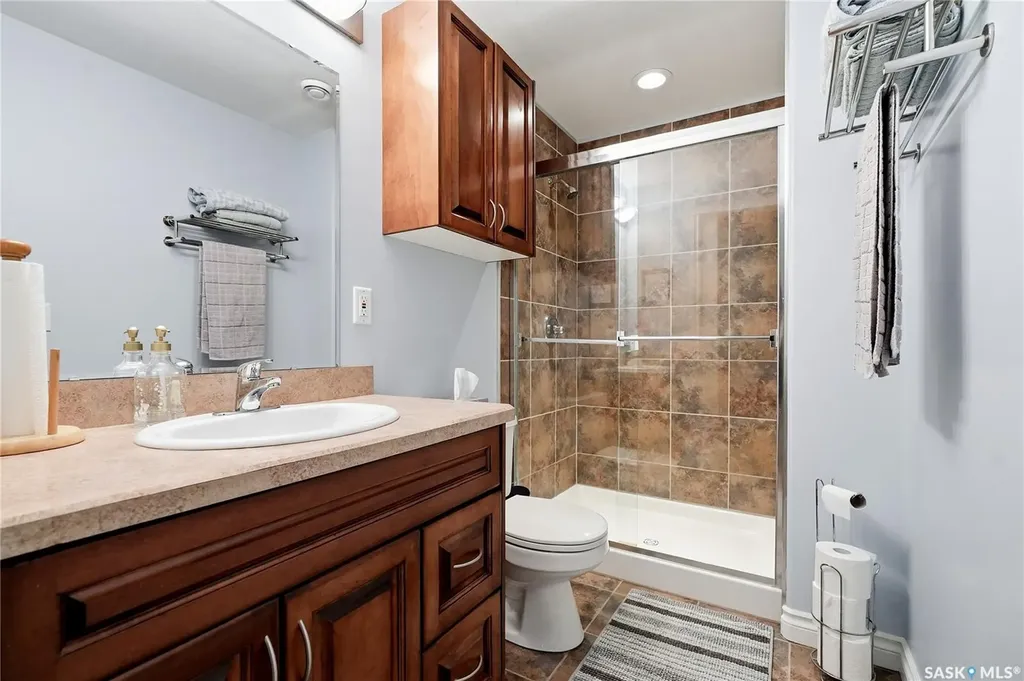 263 Beechmont Crescent Saskatoon SK S7V 1C8