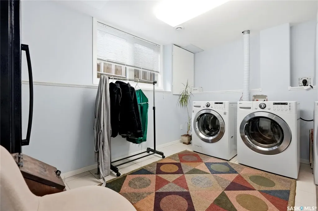 263 Beechmont Crescent Saskatoon SK S7V 1C8
