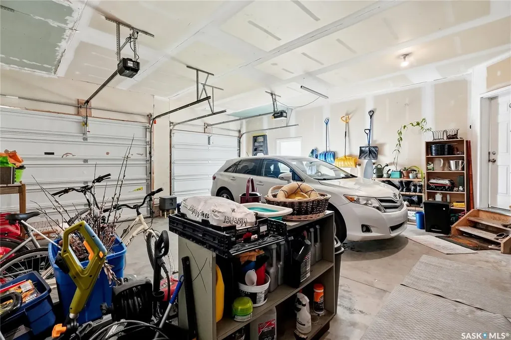 263 Beechmont Crescent Saskatoon SK S7V 1C8