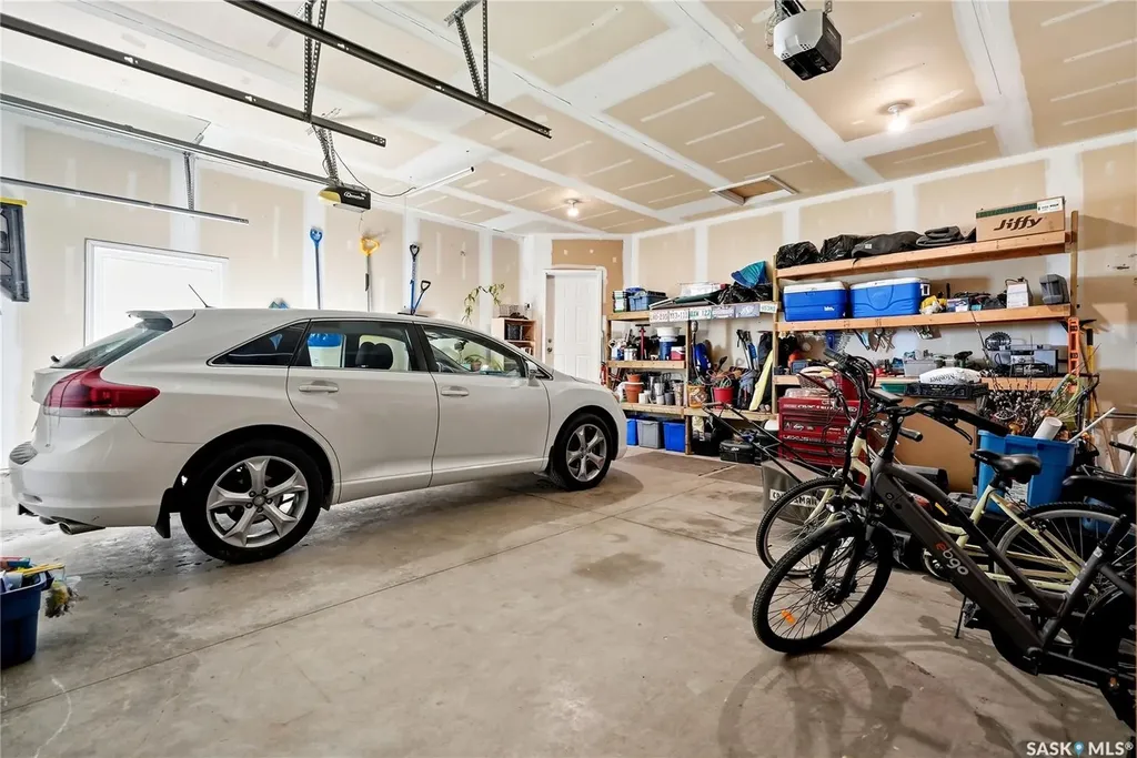 263 Beechmont Crescent Saskatoon SK S7V 1C8