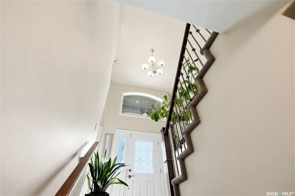 263 Beechmont Crescent Saskatoon SK S7V 1C8