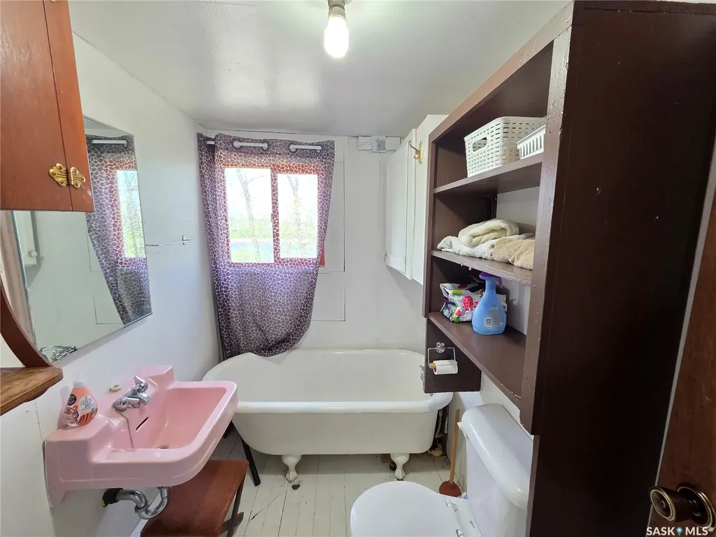 553 1st Street White Bear Ir 70 SK S0C 0R0