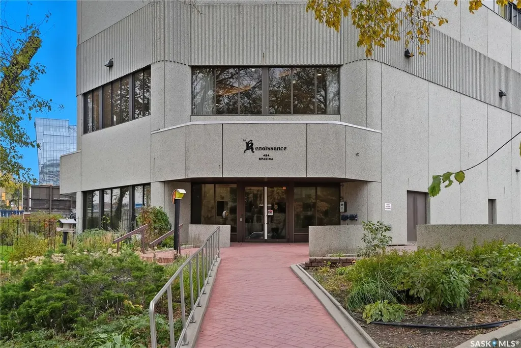 424 Spadina Crescent E Saskatoon SK S7K 6X7