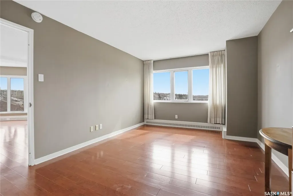 424 Spadina Crescent E Saskatoon SK S7K 6X7
