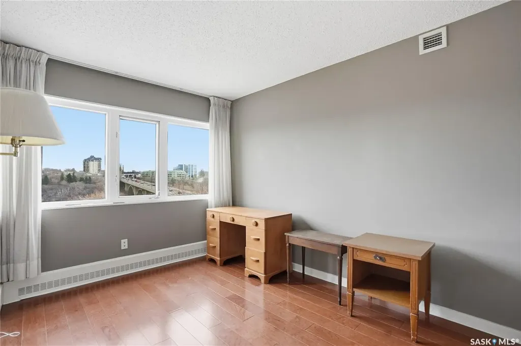 424 Spadina Crescent E Saskatoon SK S7K 6X7