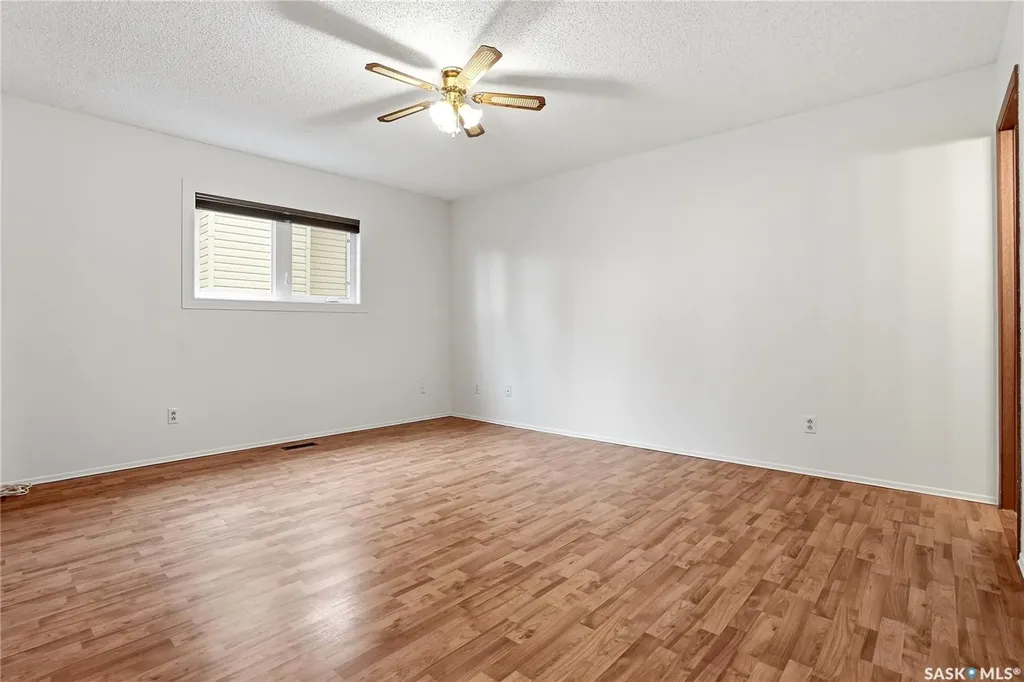 155 J.j. Thiessen Crescent Saskatoon SK S7K 5N9