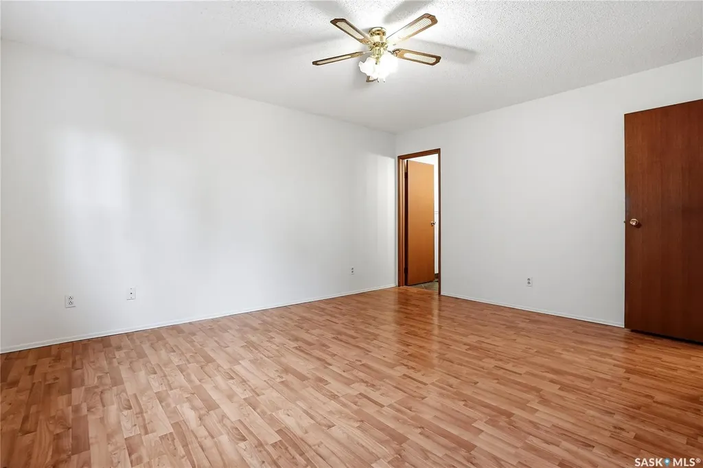 155 J.j. Thiessen Crescent Saskatoon SK S7K 5N9