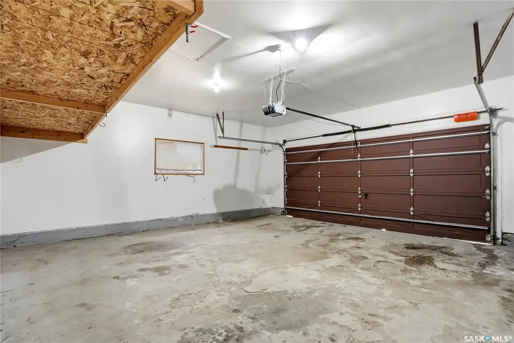155 J.j. Thiessen Crescent Saskatoon SK S7K 5N9
