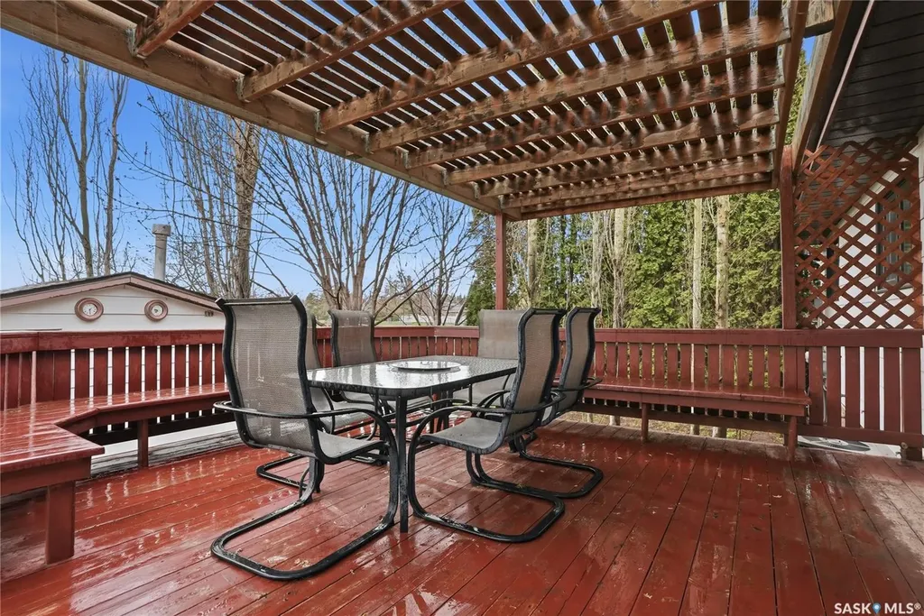 155 J.j. Thiessen Crescent Saskatoon SK S7K 5N9
