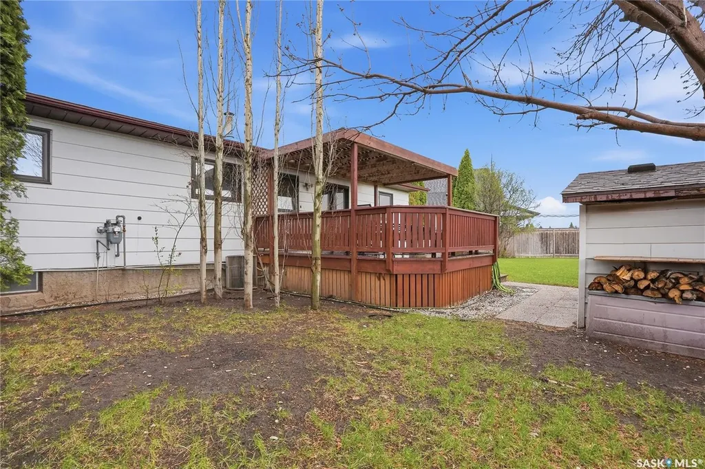 155 J.j. Thiessen Crescent Saskatoon SK S7K 5N9