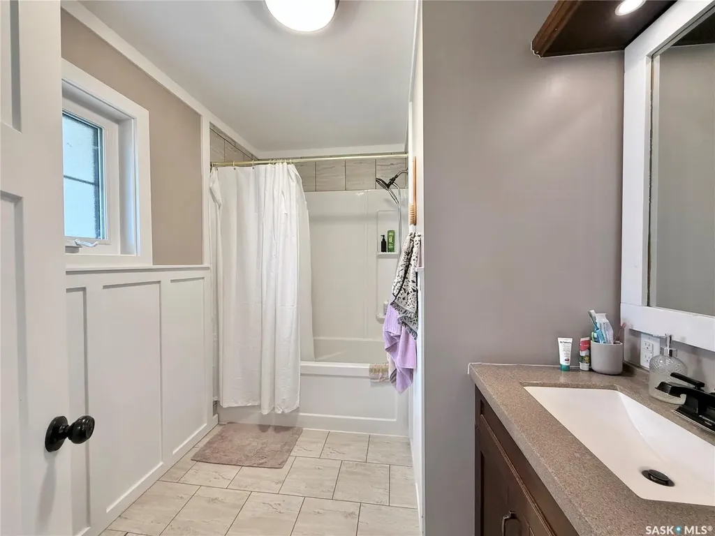 211 Pangman Street Outlook SK S0L 2N0