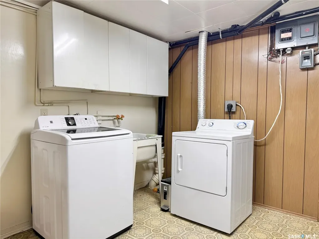 211 Pangman Street Outlook SK S0L 2N0