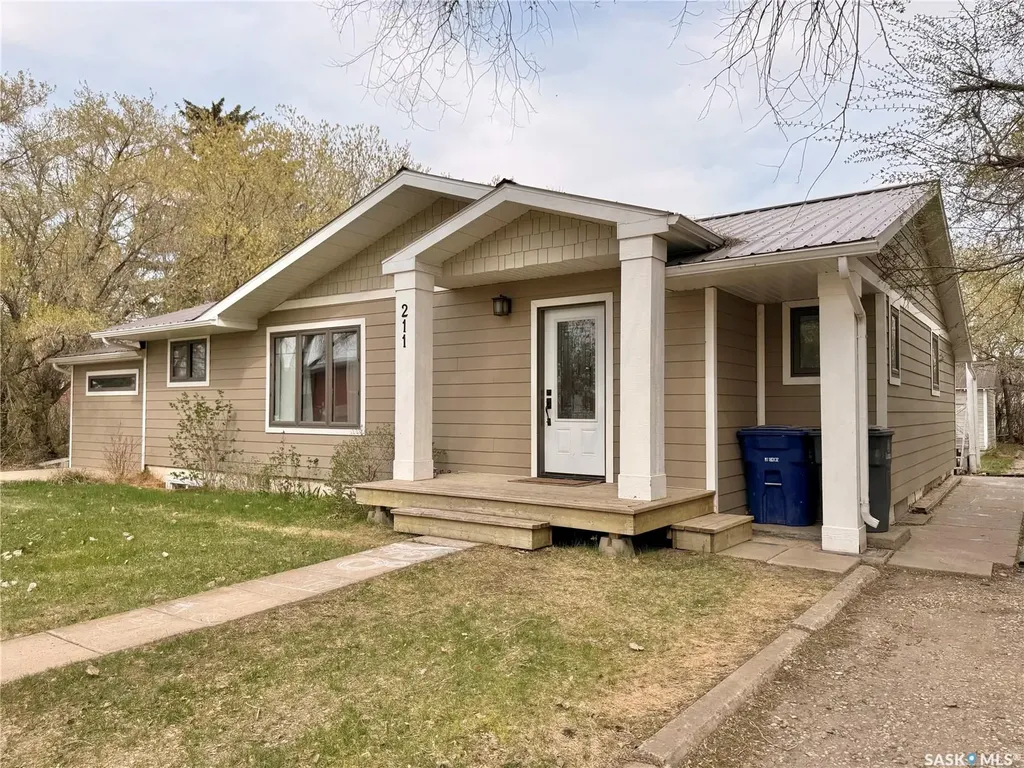 211 Pangman Street Outlook SK S0L 2N0