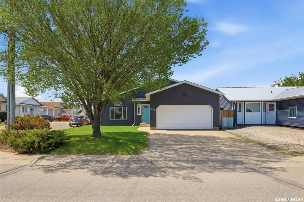201 1st Avenue N Warman SK S0K 4S0