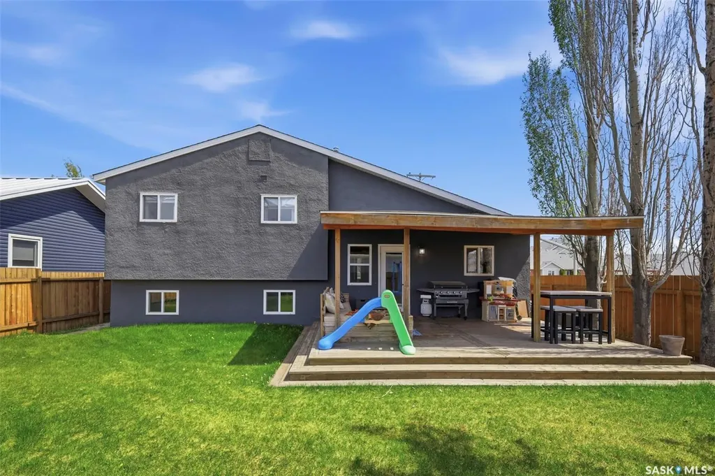 201 1st Avenue N Warman SK S0K 4S0