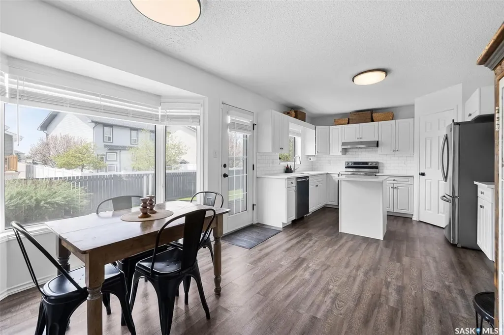 8628 Thurston Crescent Regina SK S4Y 1A3