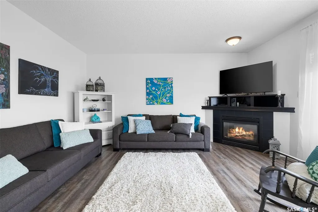 8628 Thurston Crescent Regina SK S4Y 1A3