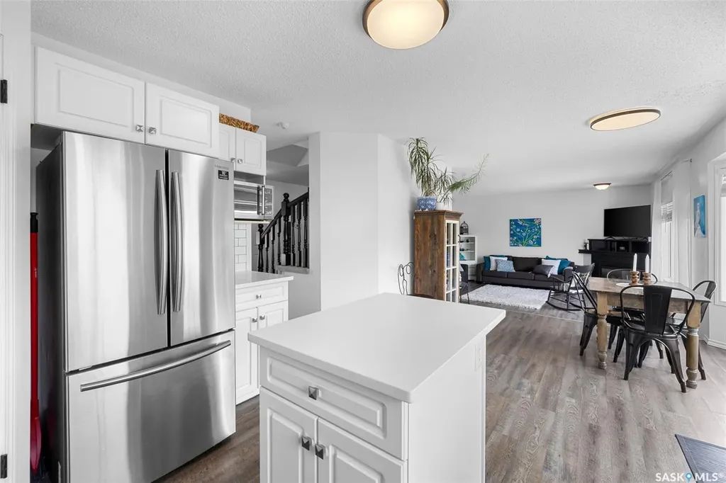8628 Thurston Crescent Regina SK S4Y 1A3