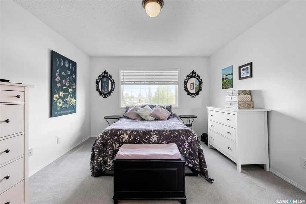 8628 Thurston Crescent Regina SK S4Y 1A3