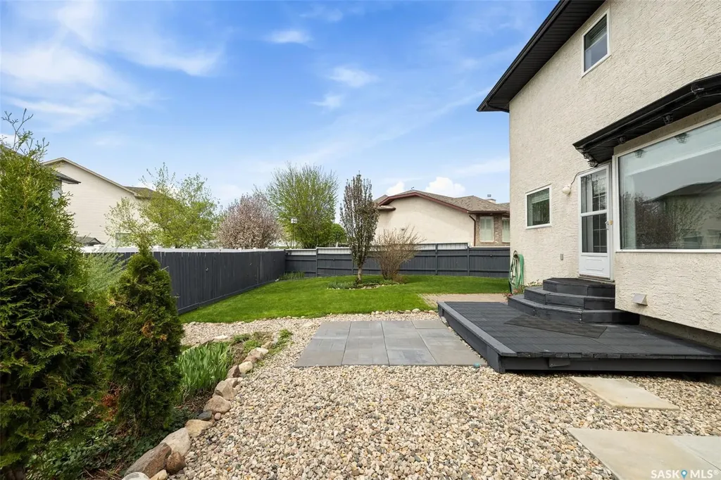 8628 Thurston Crescent Regina SK S4Y 1A3