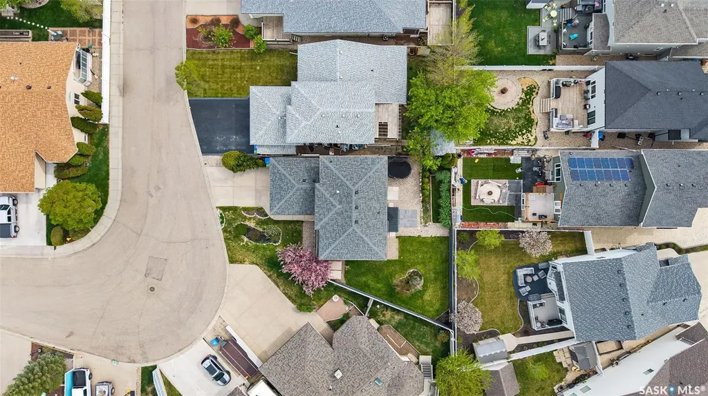 8628 Thurston Crescent Regina SK S4Y 1A3