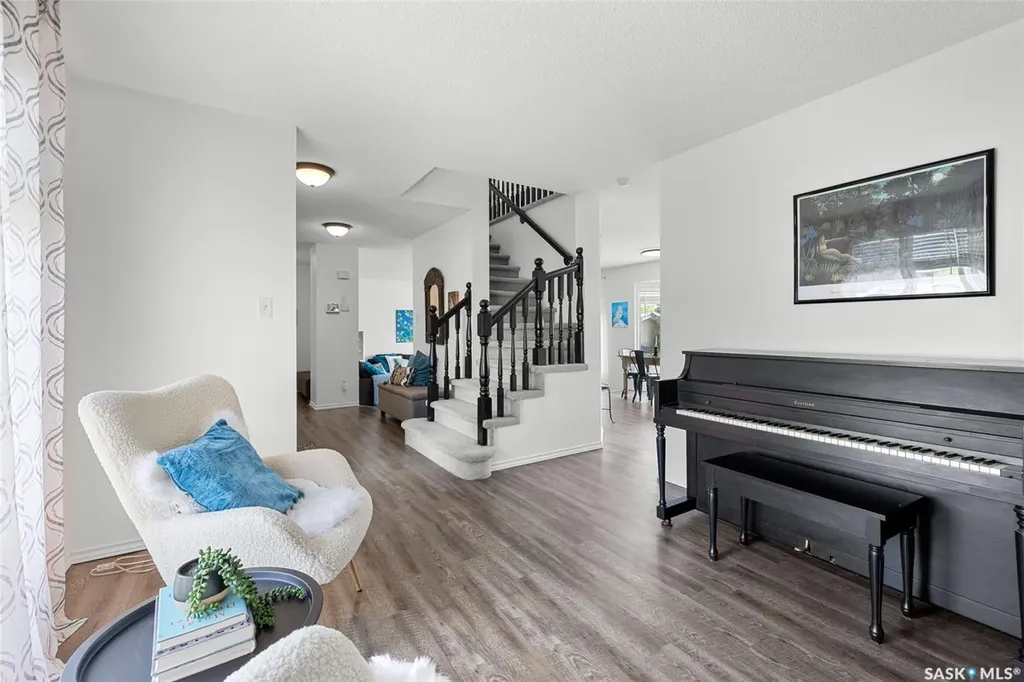 8628 Thurston Crescent Regina SK S4Y 1A3