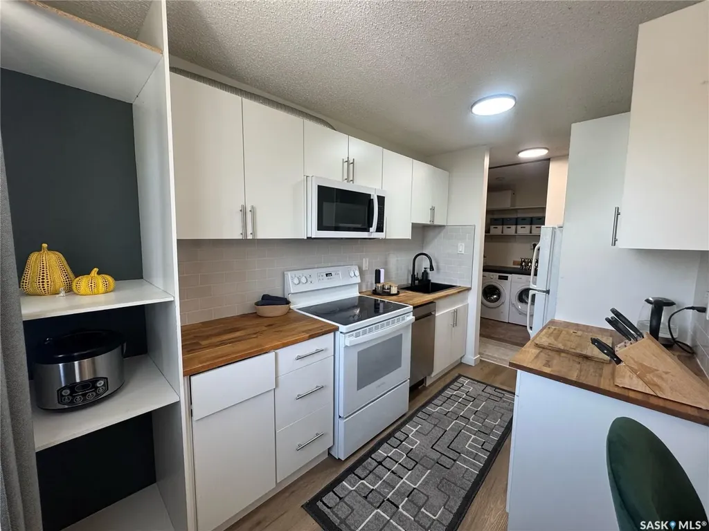 31 Rodenbush Drive Regina SK S4R 8C7