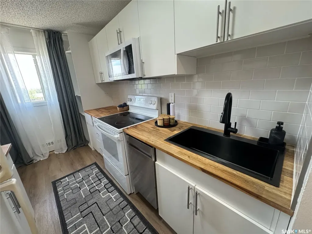 31 Rodenbush Drive Regina SK S4R 8C7