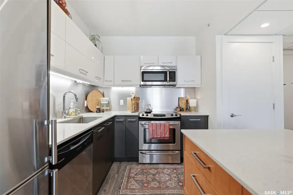 409 B Avenue S Saskatoon SK S7M 5M8