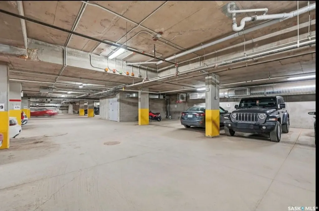409 B Avenue S Saskatoon SK S7M 5M8