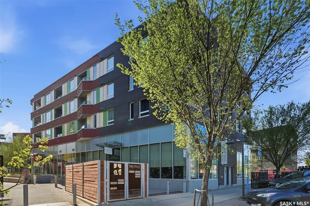 409 B Avenue S Saskatoon SK S7M 5M8
