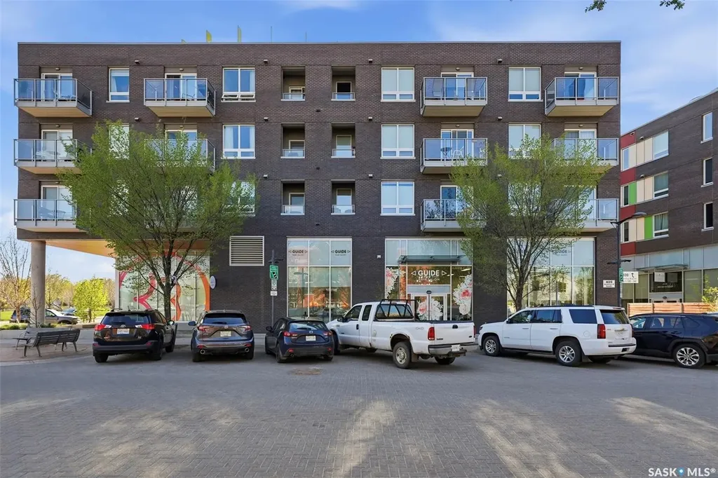 409 B Avenue S Saskatoon SK S7M 5M8