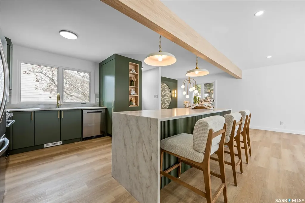 73 Tibbits Road Regina SK S4S 1N5