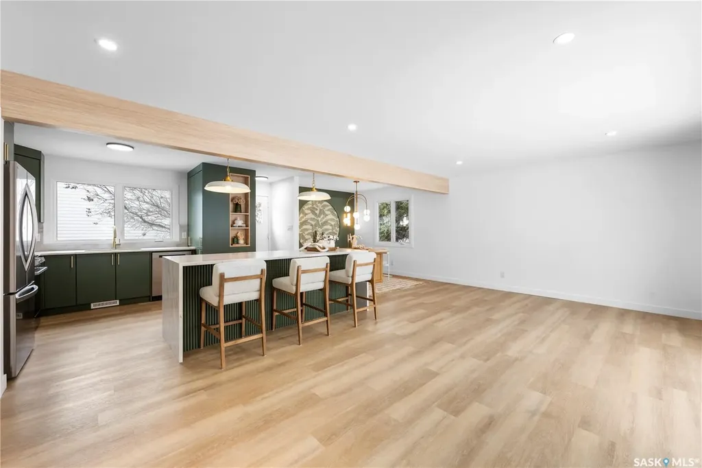 73 Tibbits Road Regina SK S4S 1N5
