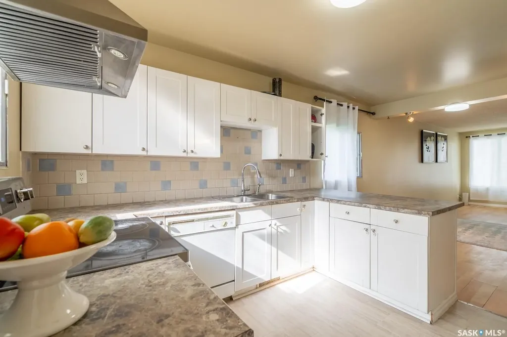 1840 Quebec Street Regina SK S4P 1J5