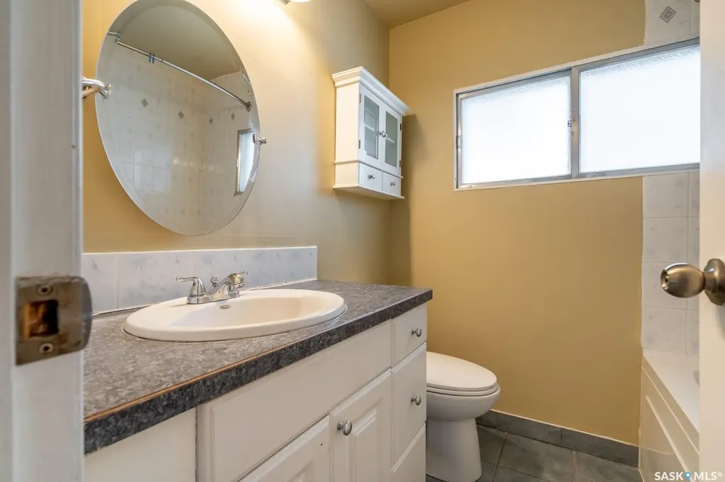 1840 Quebec Street Regina SK S4P 1J5