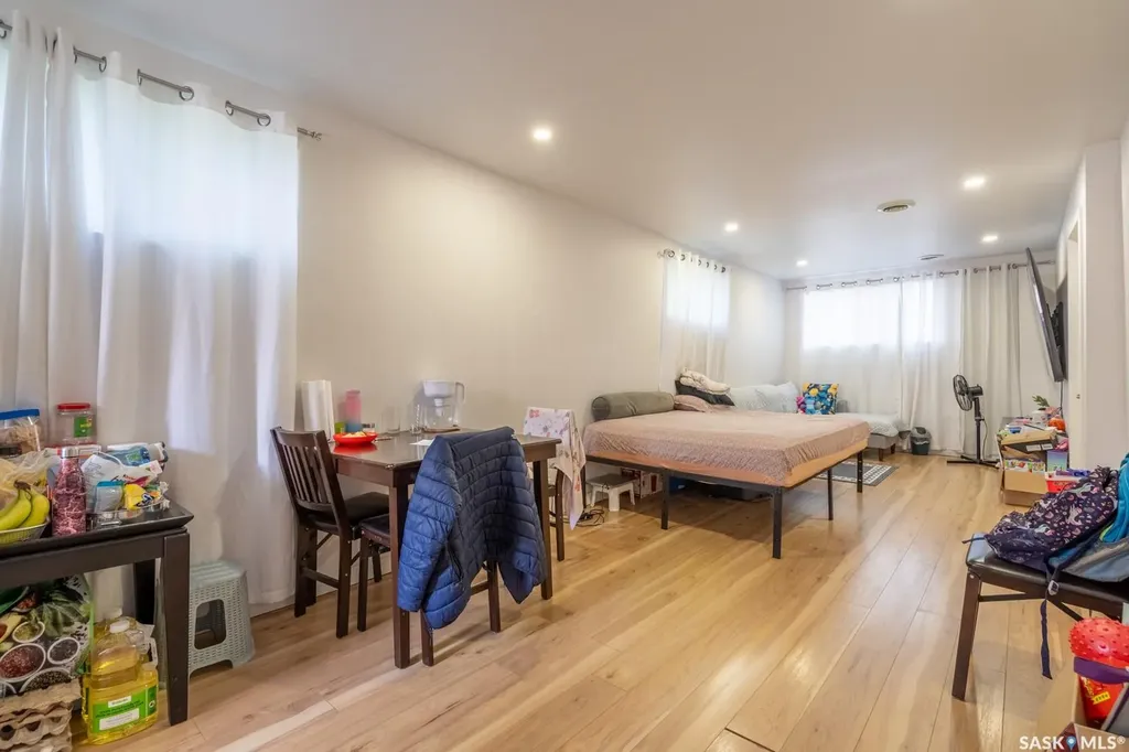 1840 Quebec Street Regina SK S4P 1J5