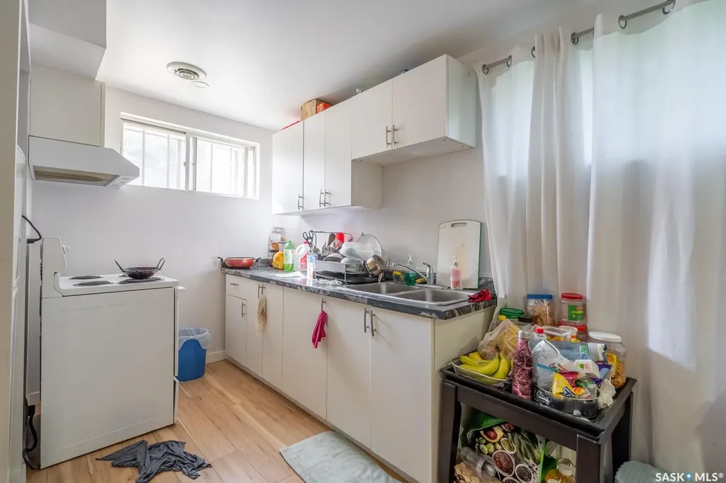 1840 Quebec Street Regina SK S4P 1J5