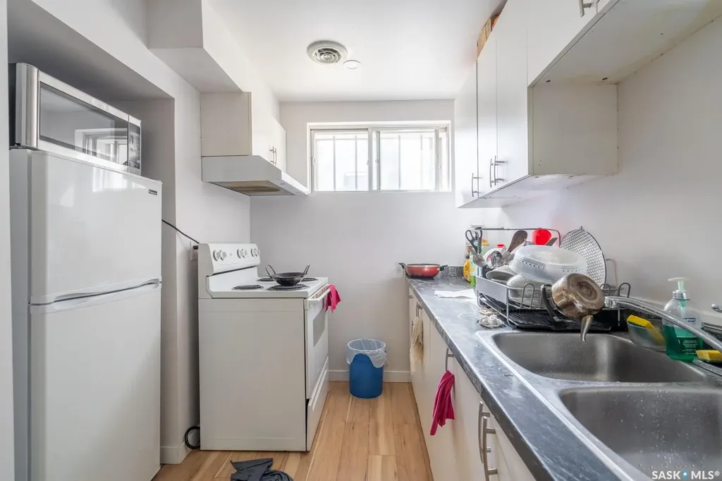 1840 Quebec Street Regina SK S4P 1J5